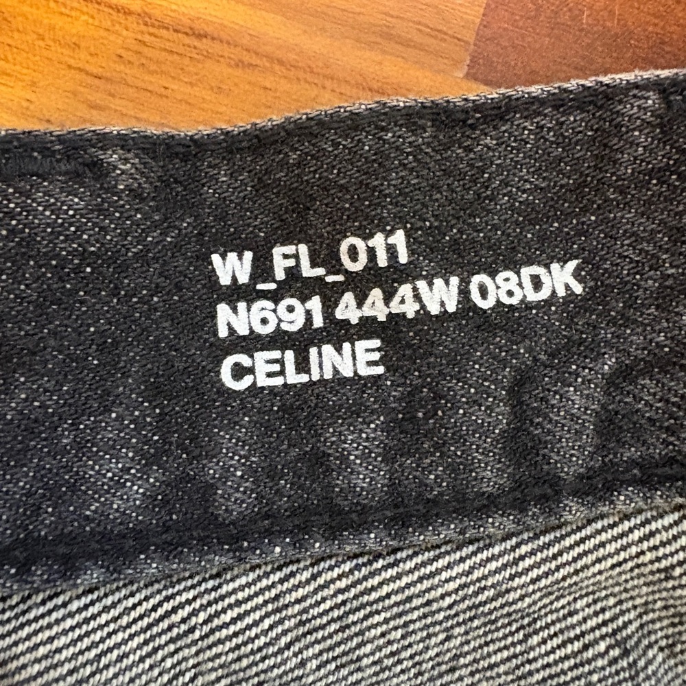 💯 Authentic Celine Wesley jeans in black ice rinse wash denim. - Picture 4 of 9
